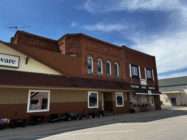 Elkton - June 25 2022 Photo (newer photo)